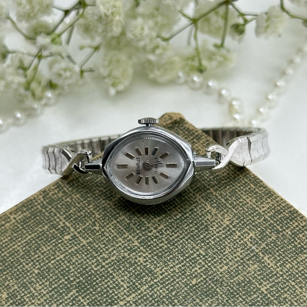 Vintage Benrus Wind-Up Cocktail Watch - Picture 5 of 5